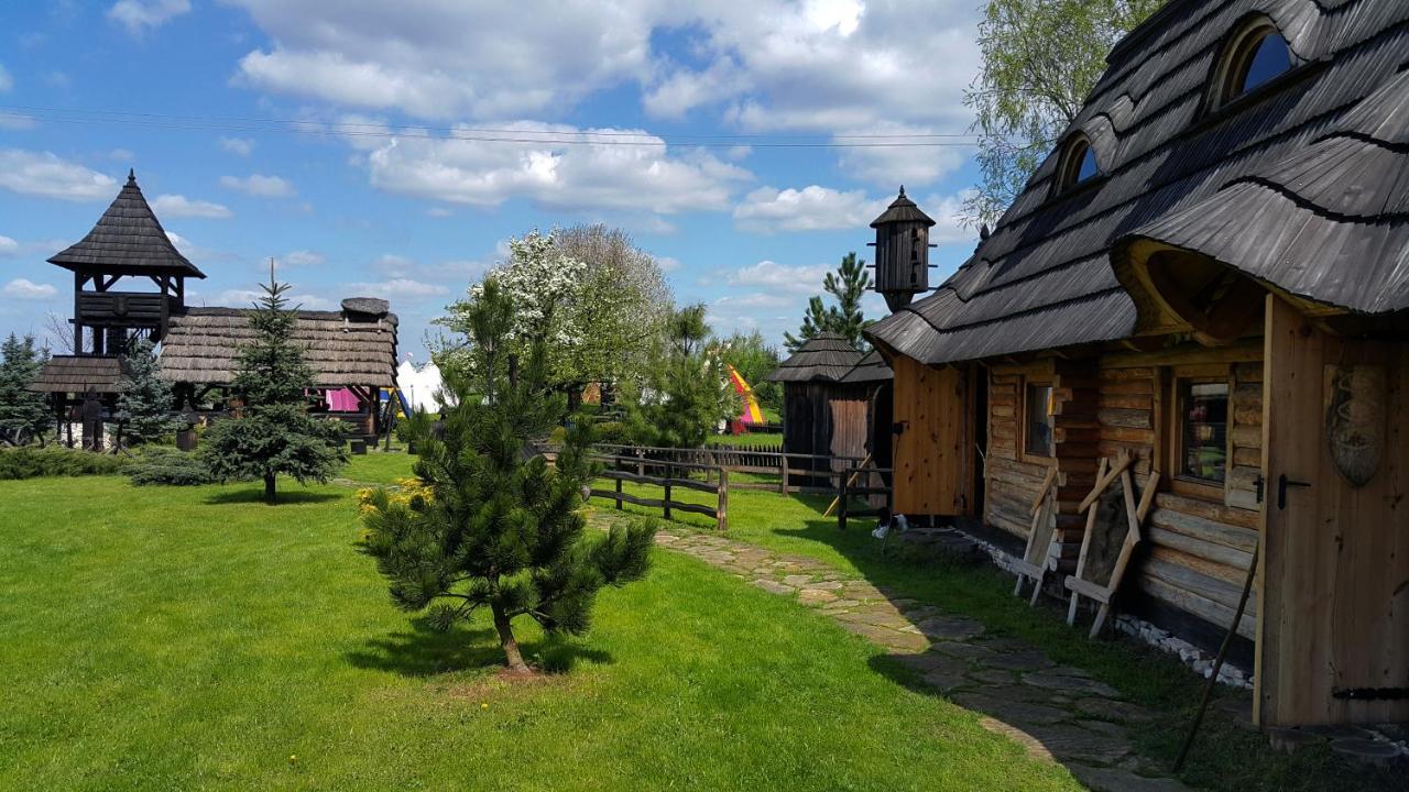 Grod Pedzikow Otel Chęciny Dış mekan fotoğraf