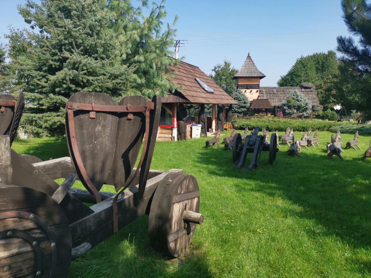 Grod Pedzikow Otel Chęciny Dış mekan fotoğraf